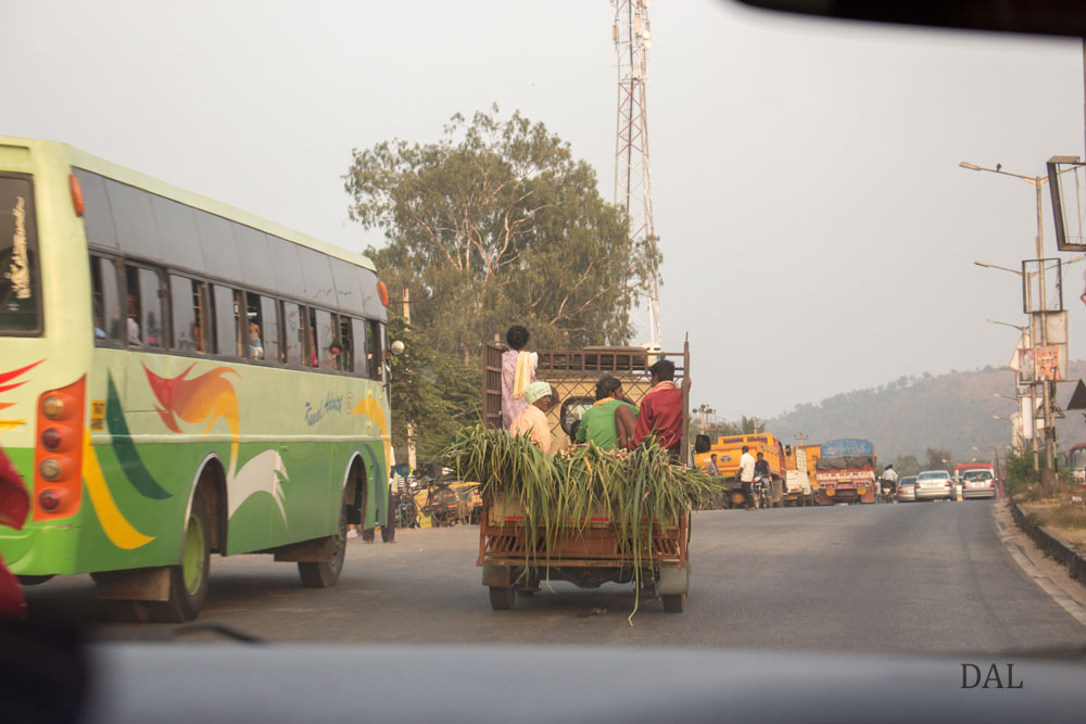 2015_01_India_08_road to Mysore_035